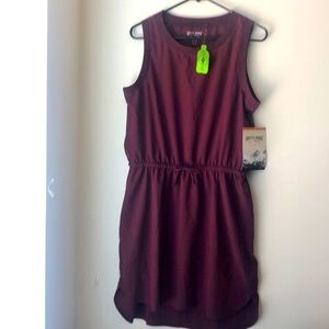 NWT rustic ridge burgundy quick dry dress
